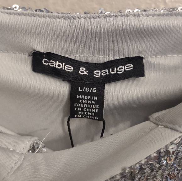 New Cable & Gauge Party Holiday Silver Sequin Cold Shoulder Blouse L - Picture 11 of 13